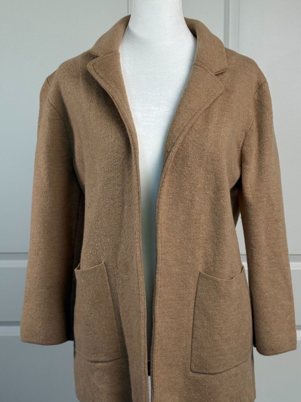 J. CREW 100% Merino Wool, Sweater Blazer, Camel, Women's Size Medium - Picture 2 of 7